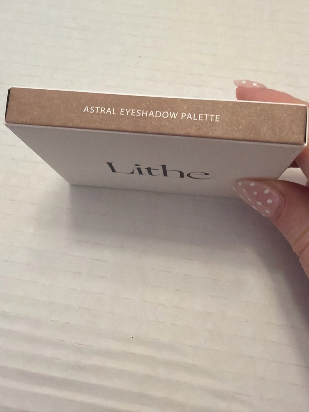 Litho 6-Shade Eyeshadow Palette — Neutral, Brown & Pink - Picture 3 of 4